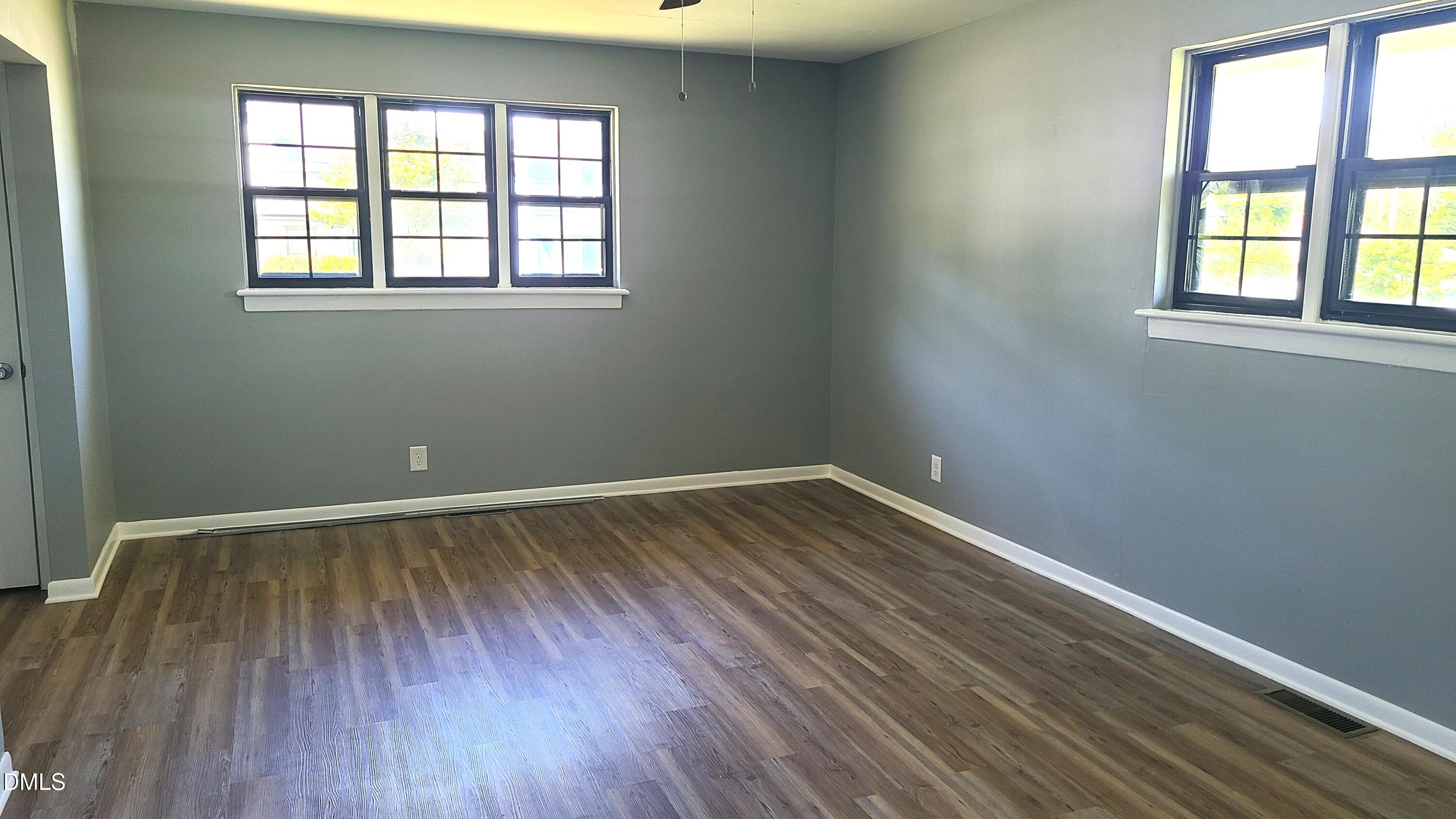 424 Como Drive Raleigh, NC 27610 - Photo 2 of 15 Family