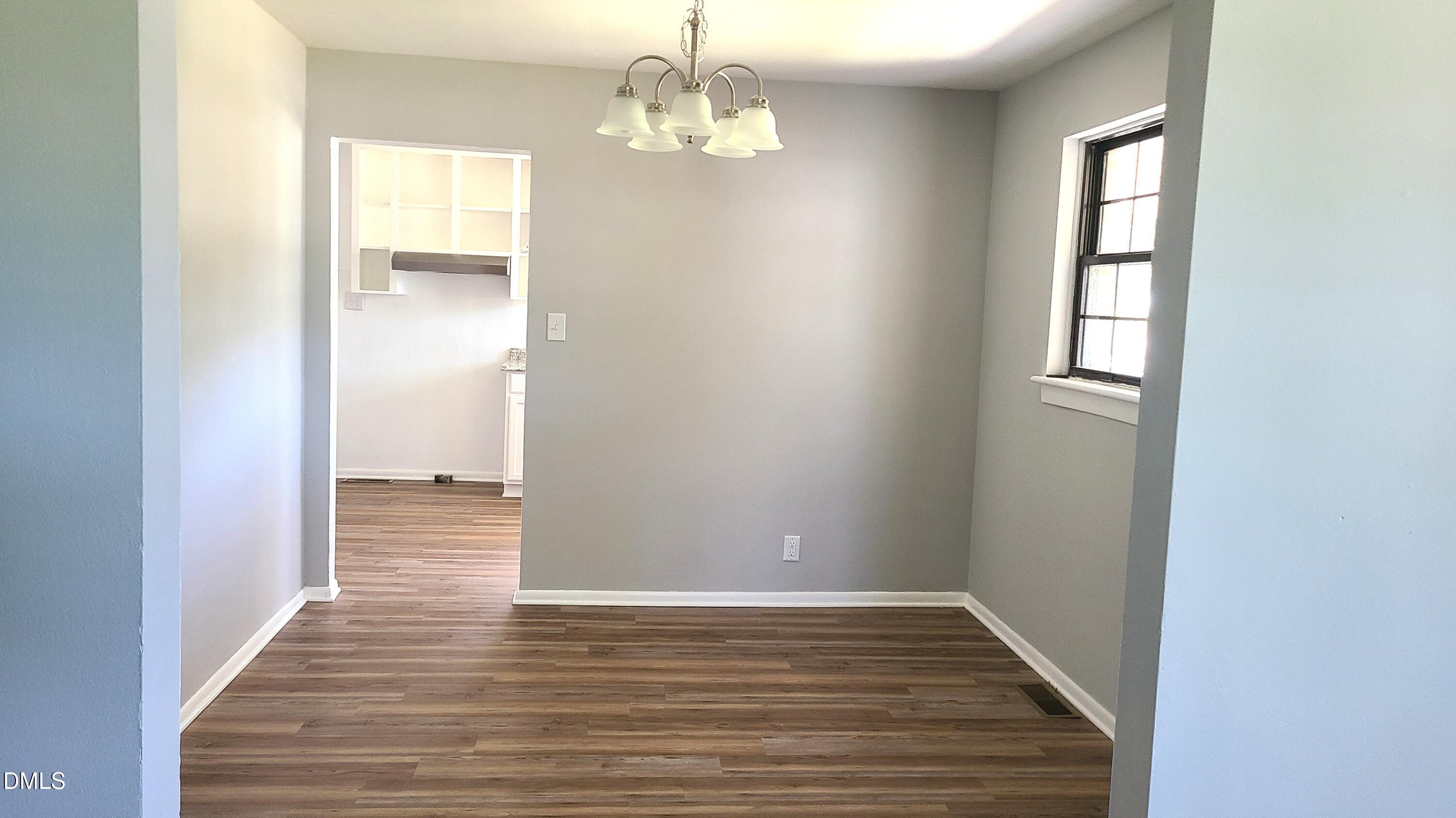 424 Como Drive Raleigh, NC 27610 - Photo 3 of 15 Dining