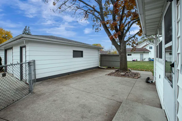 $320,000 | 1010 Heyrman Street, Green Bay, WI 54302