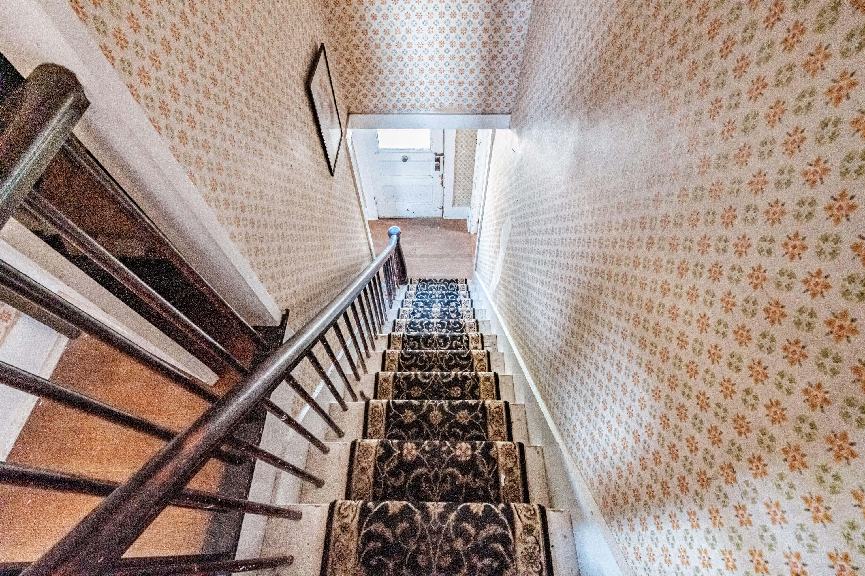 1290 Post Road Wells, ME 04090 - Photo 23 of 27 Stairs1