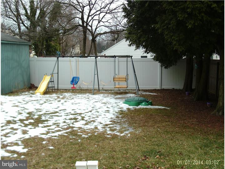 77 South Sproul Road Broomall, PA 19008 - Photo 20 of 21 Exterior Back