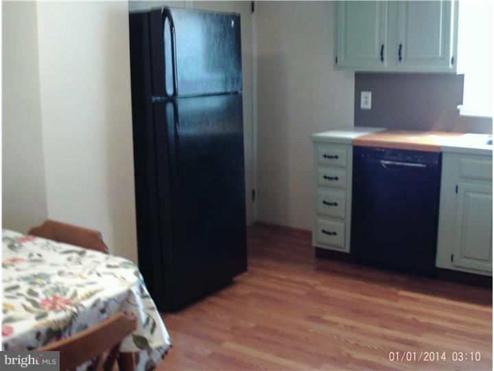 77 South Sproul Road Broomall, PA 19008 - Photo 7 of 21 Kitchen