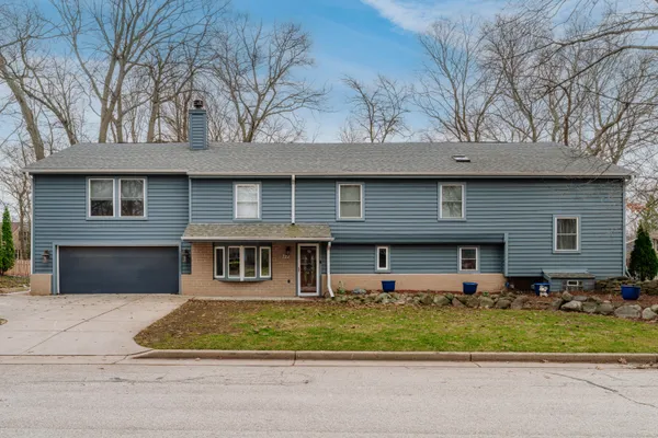 $629,000 | 727 East Madison Street, Oconomowoc, WI 53066