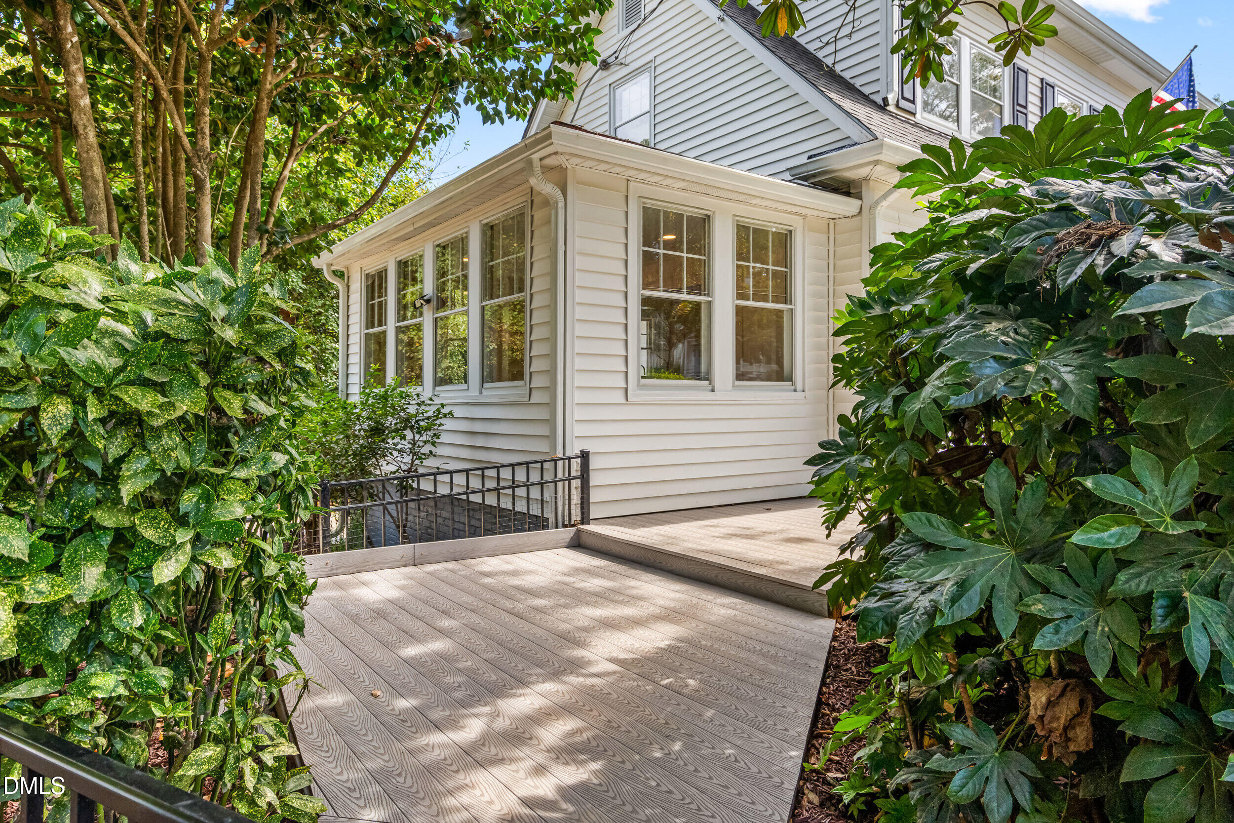 1902 Glenwood Avenue Raleigh, NC 27608 - Photo 64 of 78 60_dsc07538