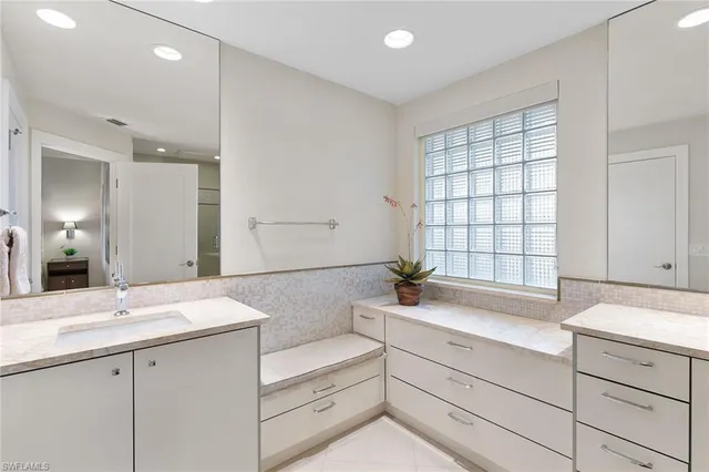 $1,200,000 | 7008 Pelican Bay Boulevard, Unit H304, Naples, FL 34108