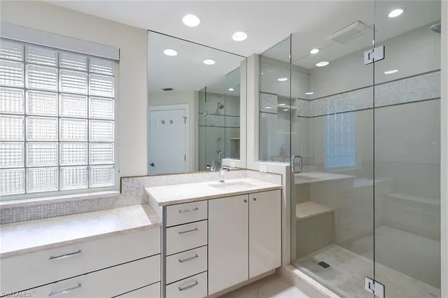 $1,200,000 | 7008 Pelican Bay Boulevard, Unit H304, Naples, FL 34108