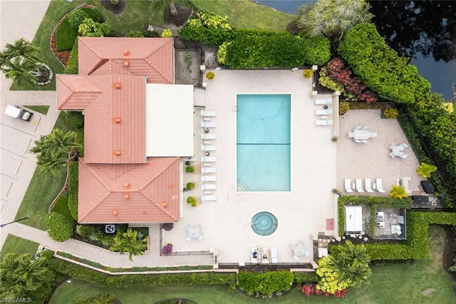 $1,200,000 | 7008 Pelican Bay Boulevard, Unit H304, Naples, FL 34108