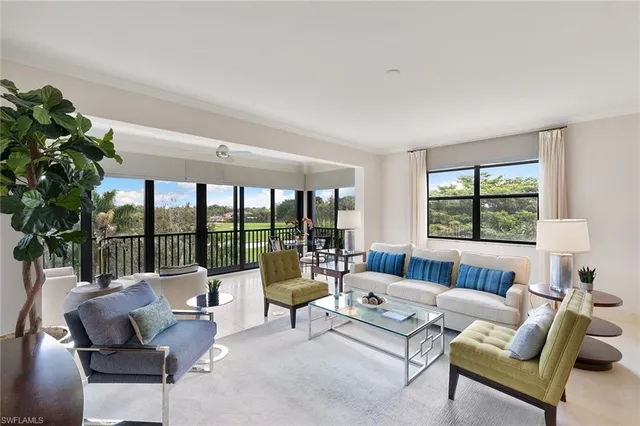 $1,200,000 | 7008 Pelican Bay Boulevard, Unit H304, Naples, FL 34108