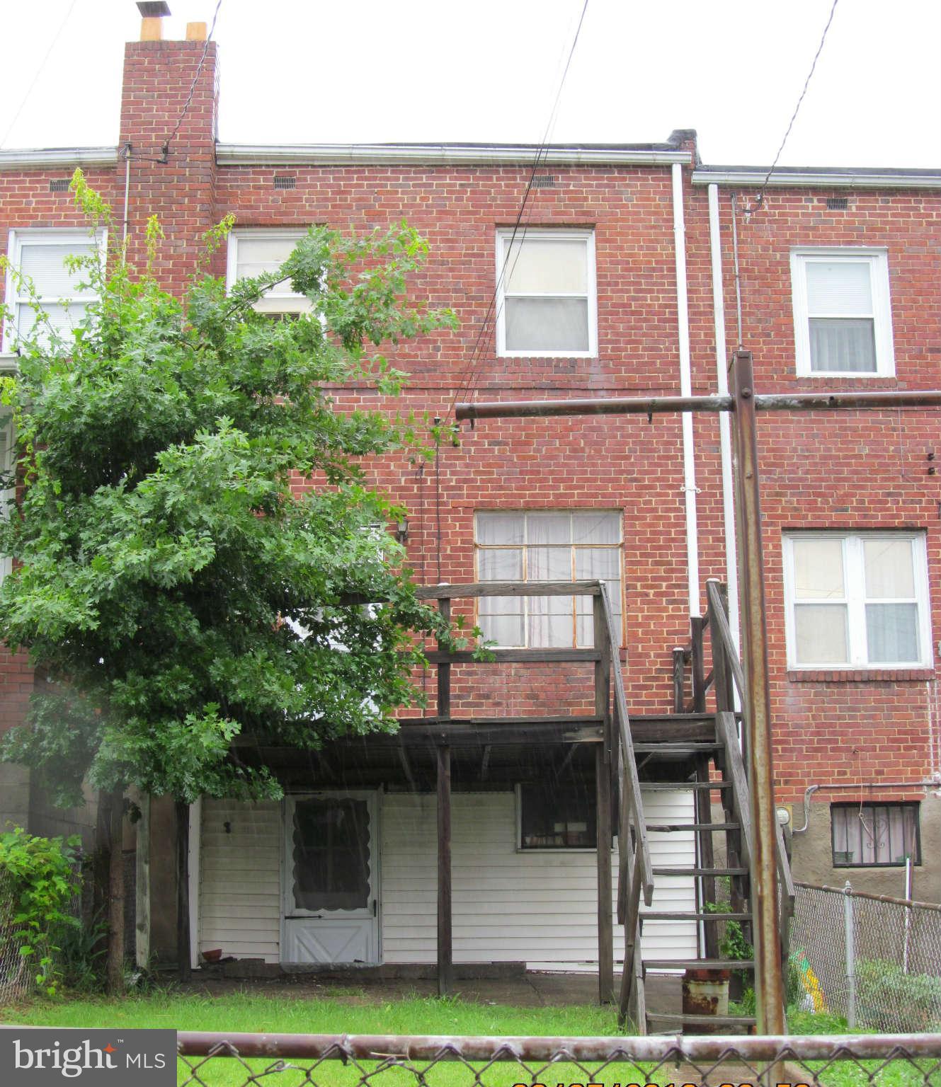 7729 Wynbrook Road Baltimore, MD 21224 - Photo 2 of 15 Exterior (Rear)