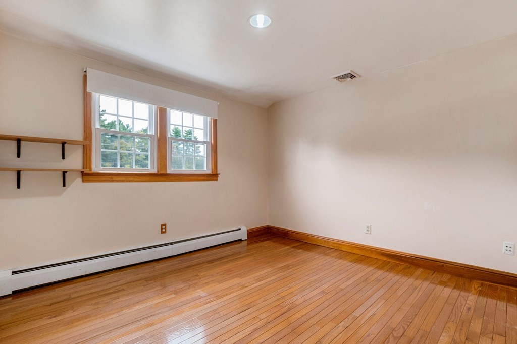 32 Carleton Road Tewksbury, MA 01876 - Photo 13 of 40 Gallery Image 13