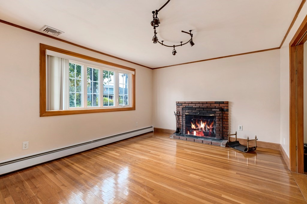 32 Carleton Road Tewksbury, MA 01876 - Photo 22 of 40 Gallery Image 22