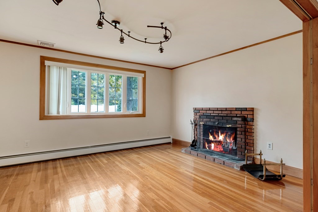 32 Carleton Road Tewksbury, MA 01876 - Photo 24 of 40 Gallery Image 24
