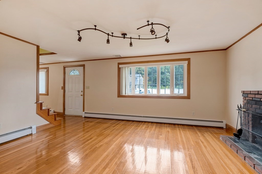 32 Carleton Road Tewksbury, MA 01876 - Photo 25 of 40 Gallery Image 25