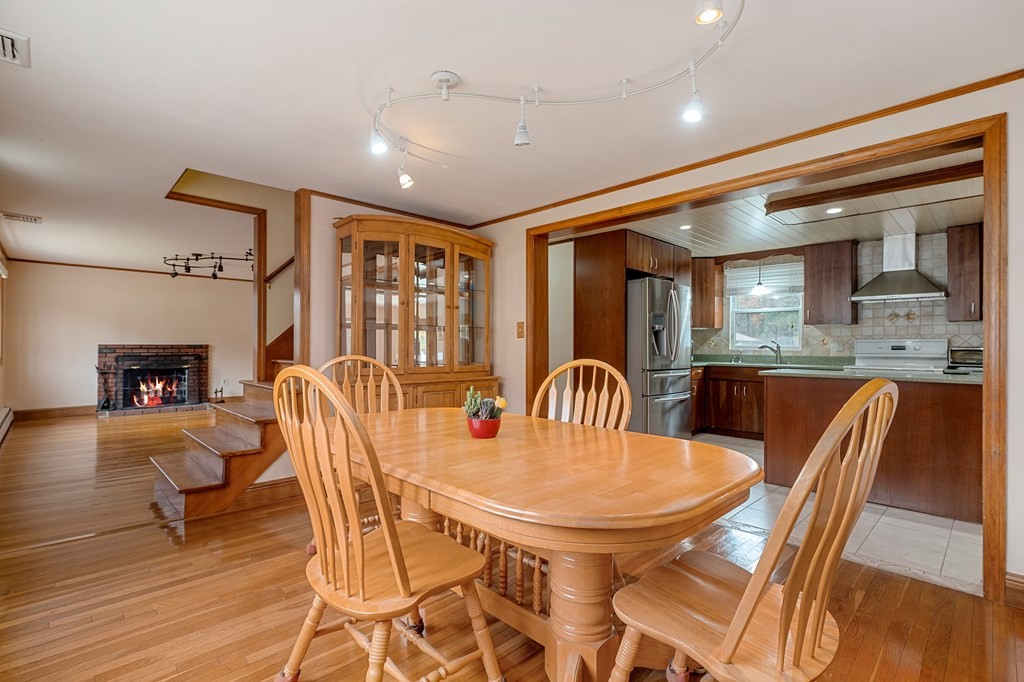 32 Carleton Road Tewksbury, MA 01876 - Photo 28 of 40 Gallery Image 28