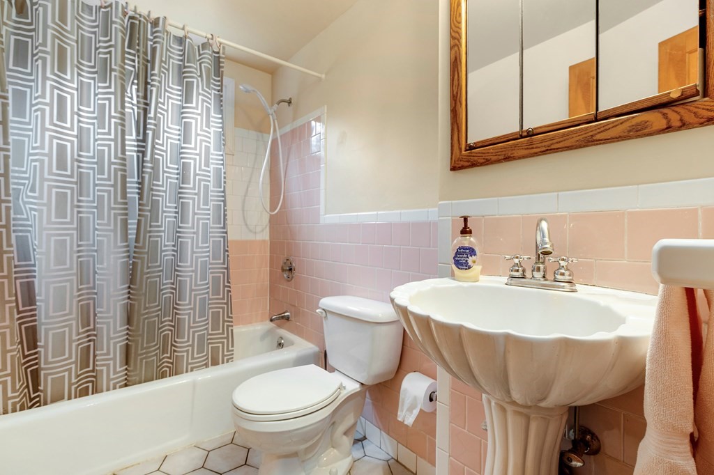 32 Carleton Road Tewksbury, MA 01876 - Photo 31 of 40 Gallery Image 31