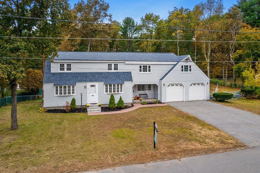 32 Carleton Road Tewksbury, MA 01876 - Photo 5 of 40 Gallery Image 5