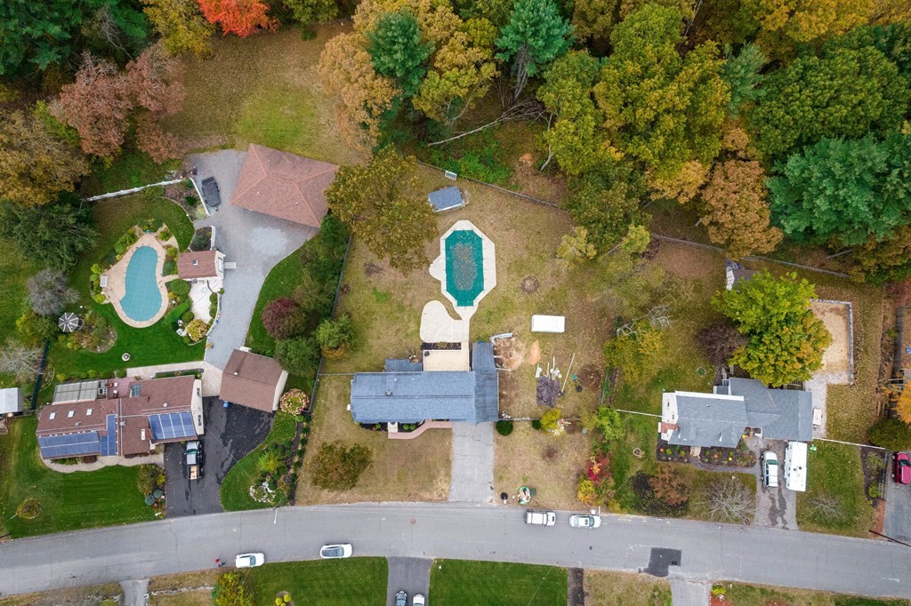 32 Carleton Road Tewksbury, MA 01876 - Photo 7 of 40 Gallery Image 7