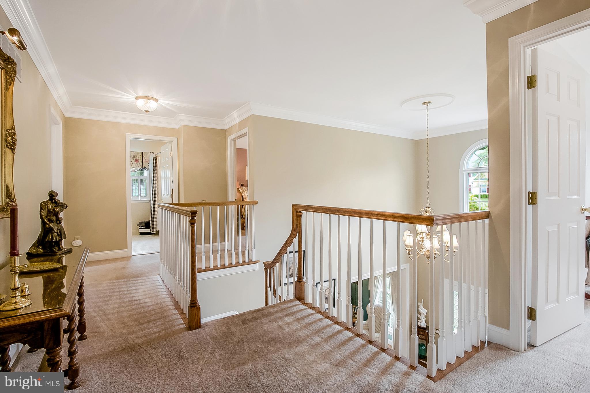 525 Ridgeview Drive Hockessin, DE 19707 - Photo 35 of 57 Upstairs Hall Area