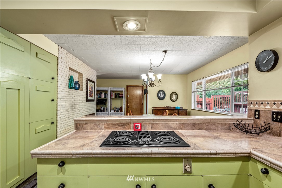 2056 Cascade Way Longview, WA 98632 - Photo 9 of 26 Gallery Image 9