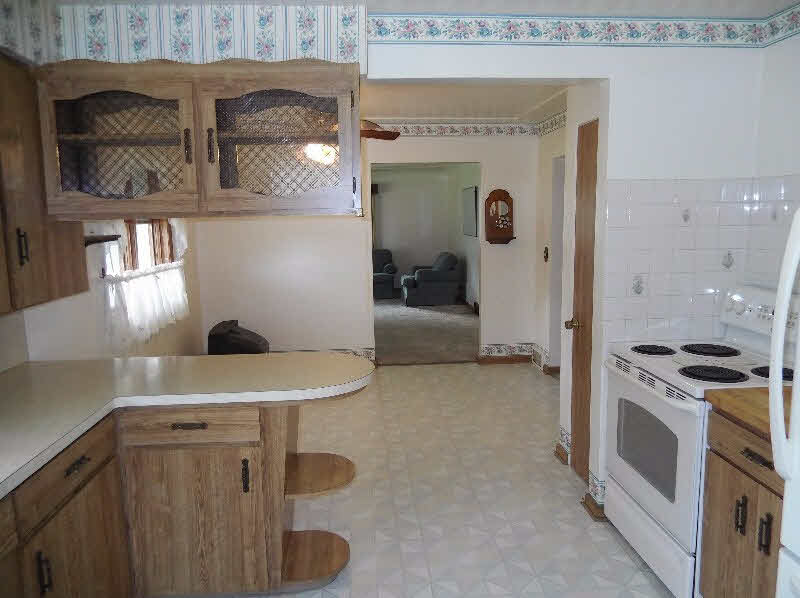 18 South Lincoln Street Bay City, MI 48708 - Photo 10 of 28