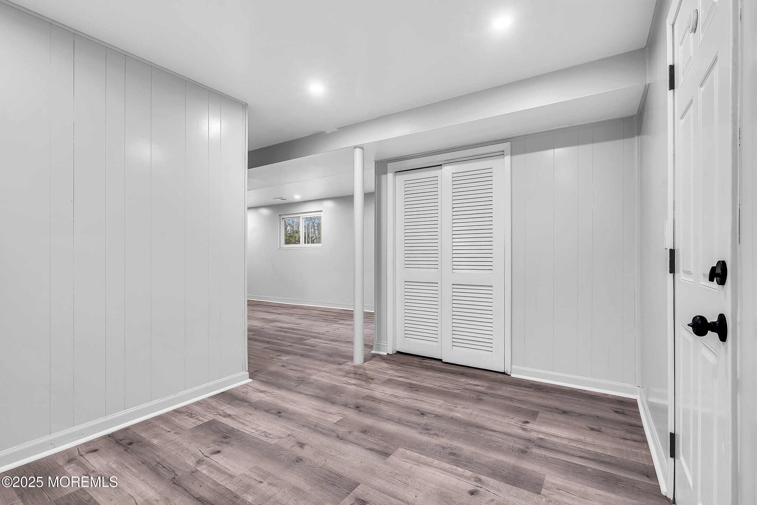 47 Beam Avenue Jackson, NJ 08527 - Photo 6 of 22 wooden floor in an empty room