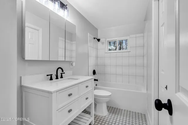 $4,000 | 47 Beam Avenue, Jackson, NJ 08527