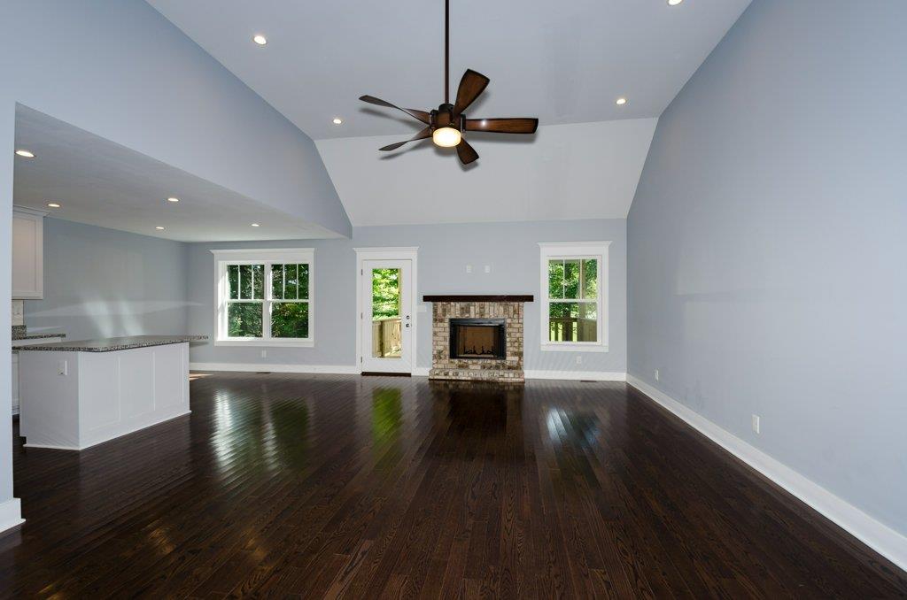 417 Sycamore Drive Springfield, TN 37172 - Photo 4 of 29 Gallery Image 4