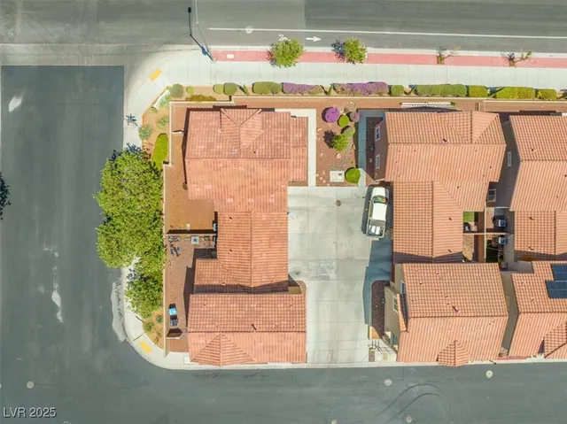 $389,900 | 9860 Twilight Walk Avenue, Las Vegas, NV 89149