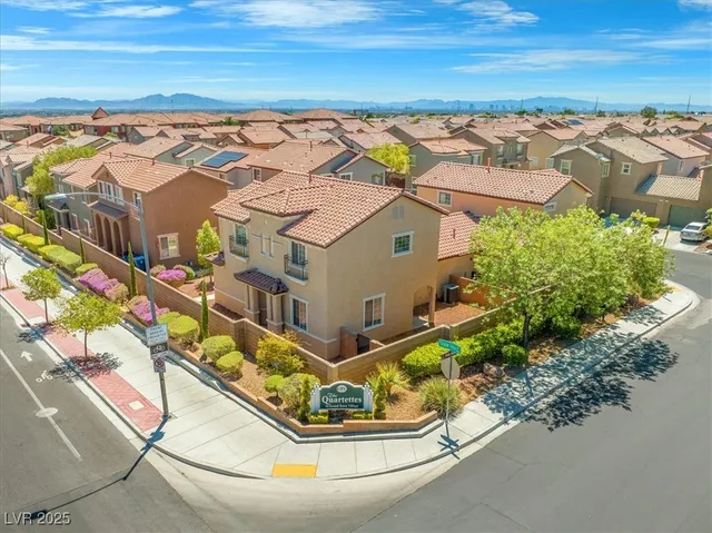 $389,900 | 9860 Twilight Walk Avenue, Las Vegas, NV 89149