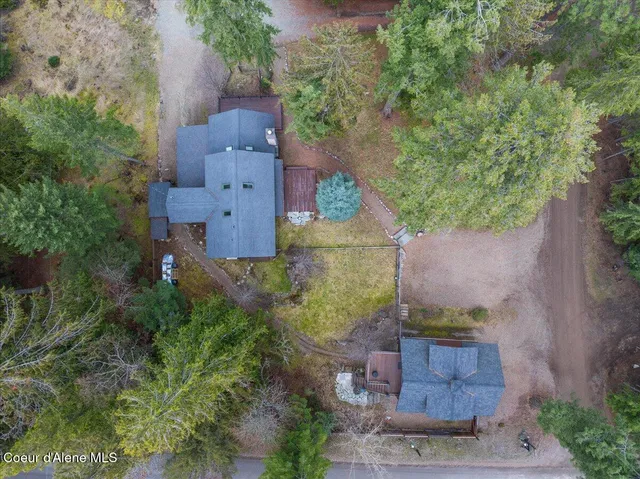 $990,000 | 23 West Bay Wood Lane, Hope, ID 83836