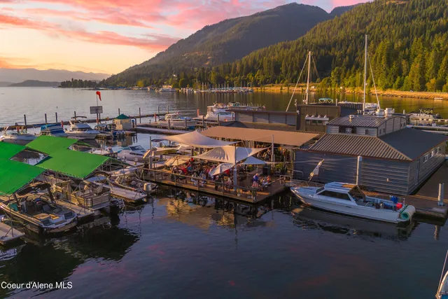 $990,000 | 23 West Bay Wood Lane, Hope, ID 83836