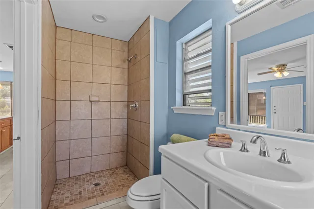 $1,299 | 7316 Overton Street, Unit B, Hitchcock, TX 77563