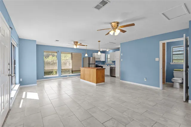 $1,299 | 7316 Overton Street, Unit B, Hitchcock, TX 77563