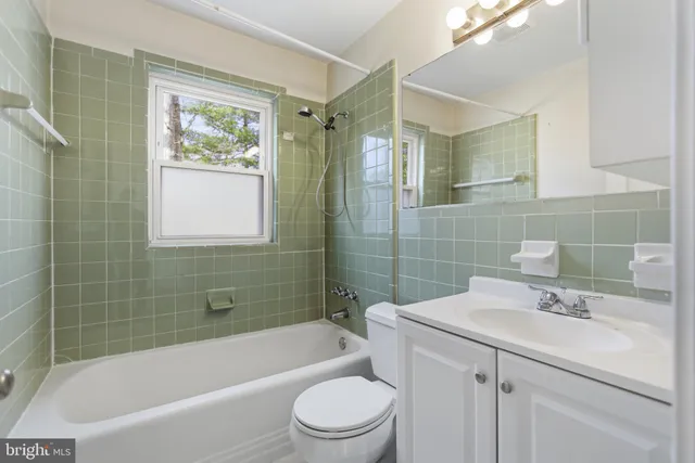 $2,950 | 10626 South Dunmoor Drive, Silver Spring, MD 20901