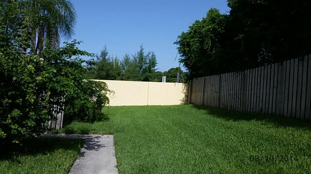 222 Woodland Road Palm Springs, FL 33461 - Photo 12 of 12 2014-08-19 10