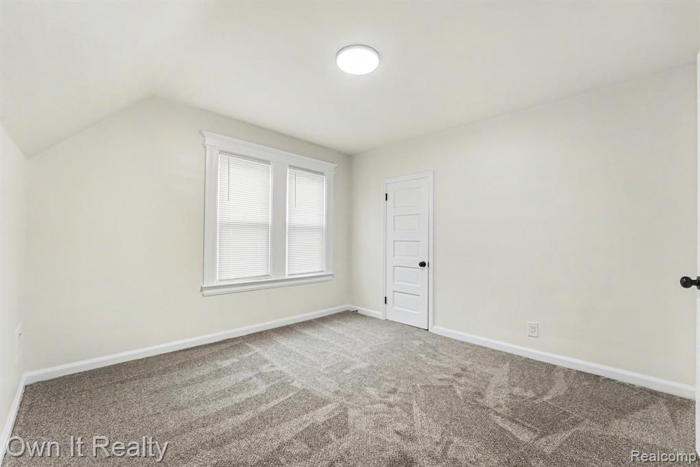 168 Kerby Road Grosse Pointe Farms, MI 48236 - Photo 18 of 36
