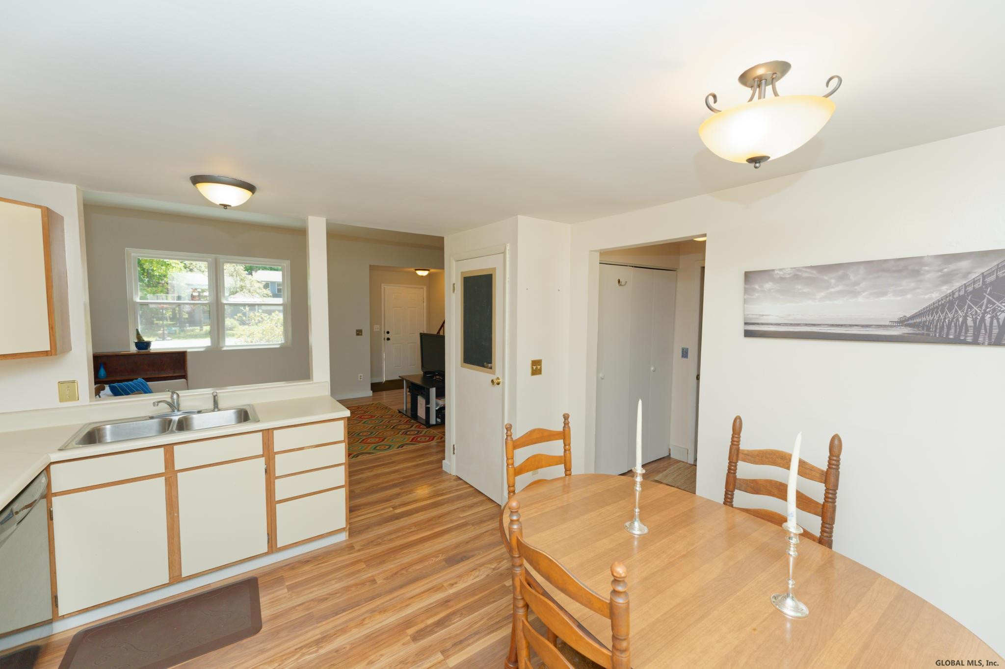 18 Wake Robin Road Malta, NY 12020 - Photo 12 of 28 Photo 12
