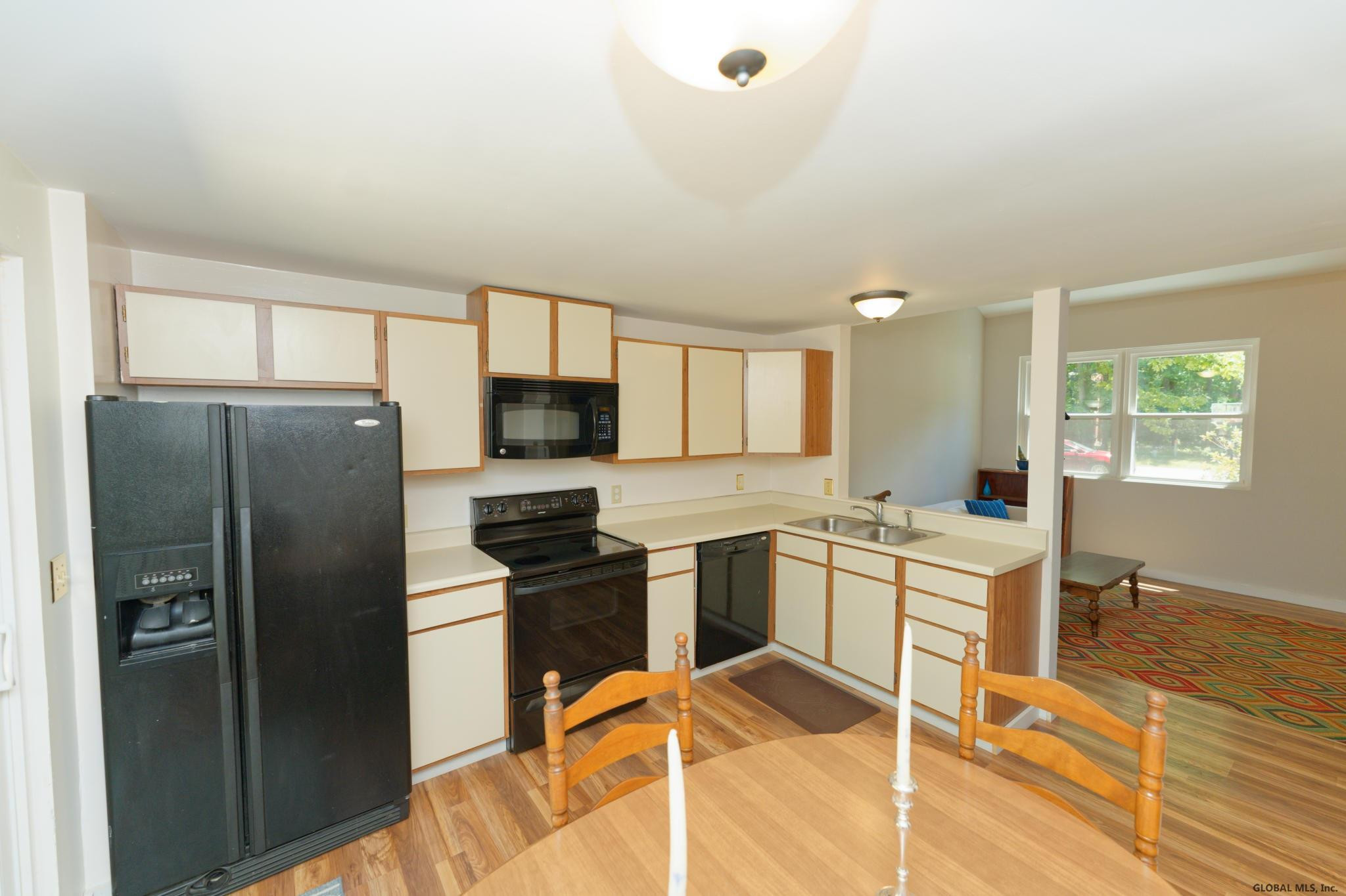 18 Wake Robin Road Malta, NY 12020 - Photo 9 of 28 Photo 9