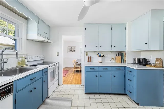 $3,800 | 16 Reed Street, Tiverton, RI 02878