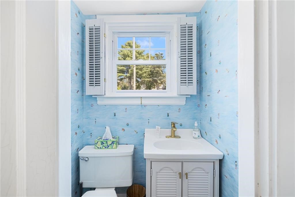 16 Reed Street Tiverton, RI 02878 - Photo 18 of 38