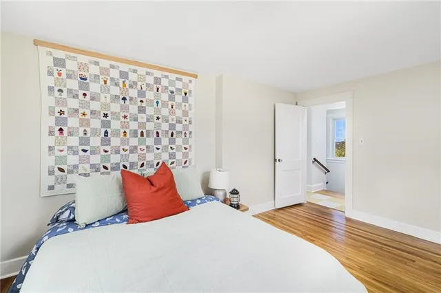 $3,800 | 16 Reed Street, Tiverton, RI 02878