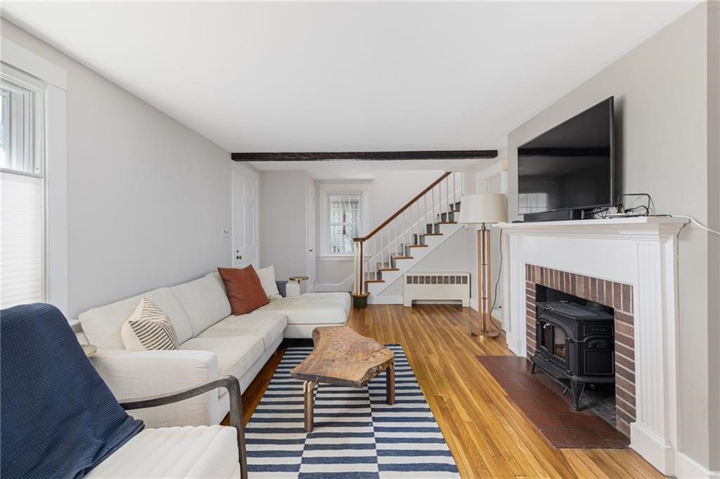 16 Reed Street Tiverton, RI 02878 - Photo 5 of 38