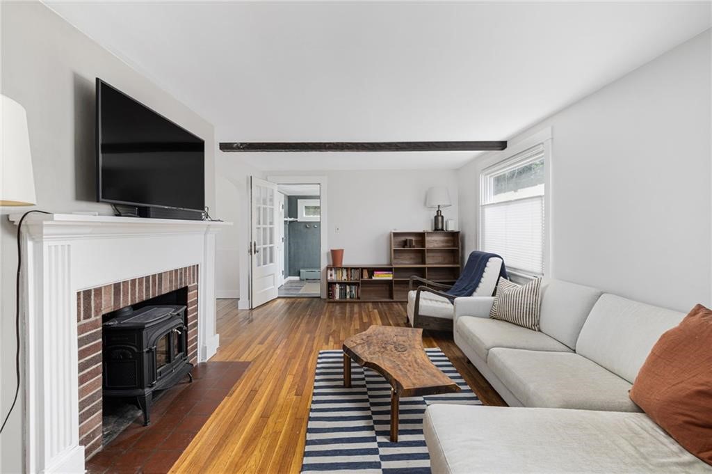 16 Reed Street Tiverton, RI 02878 - Photo 7 of 38