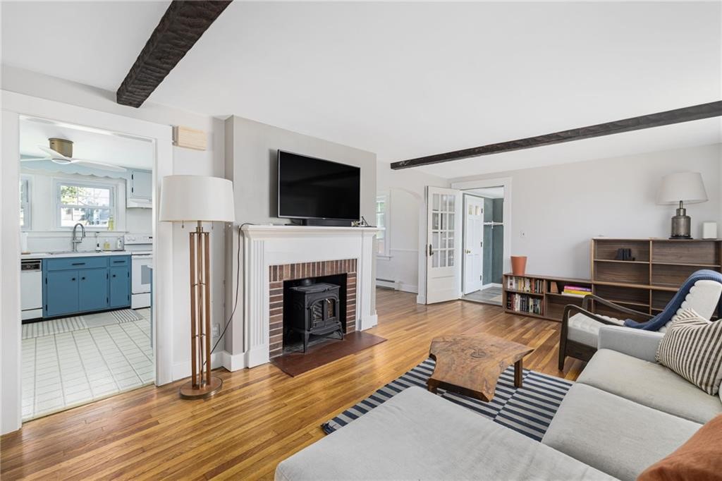 16 Reed Street Tiverton, RI 02878 - Photo 8 of 38