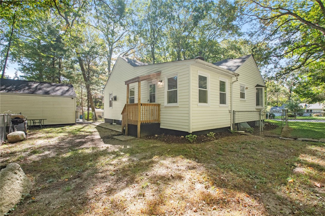 15 Davis Road Scituate, RI 02857 - Photo 26 of 35