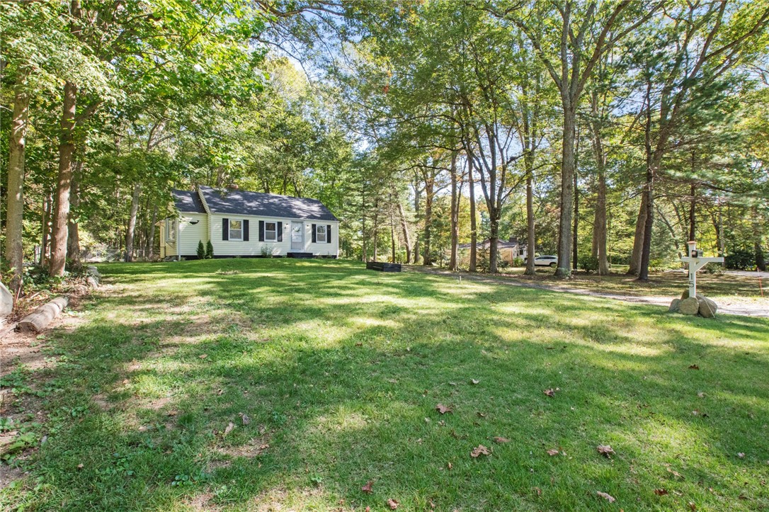 15 Davis Road Scituate, RI 02857 - Photo 31 of 35