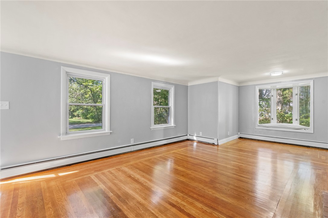 15 Davis Road Scituate, RI 02857 - Photo 8 of 35