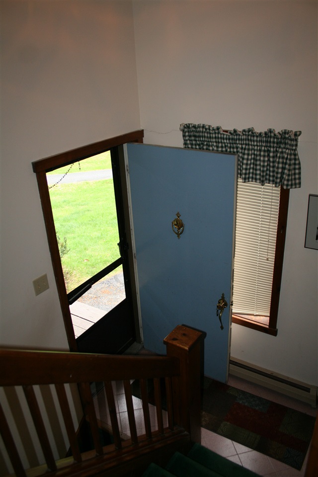 327 Old Quechee Road, Unit E Hartford, VT 05059 - Photo 14 of 18 Gallery Image 14