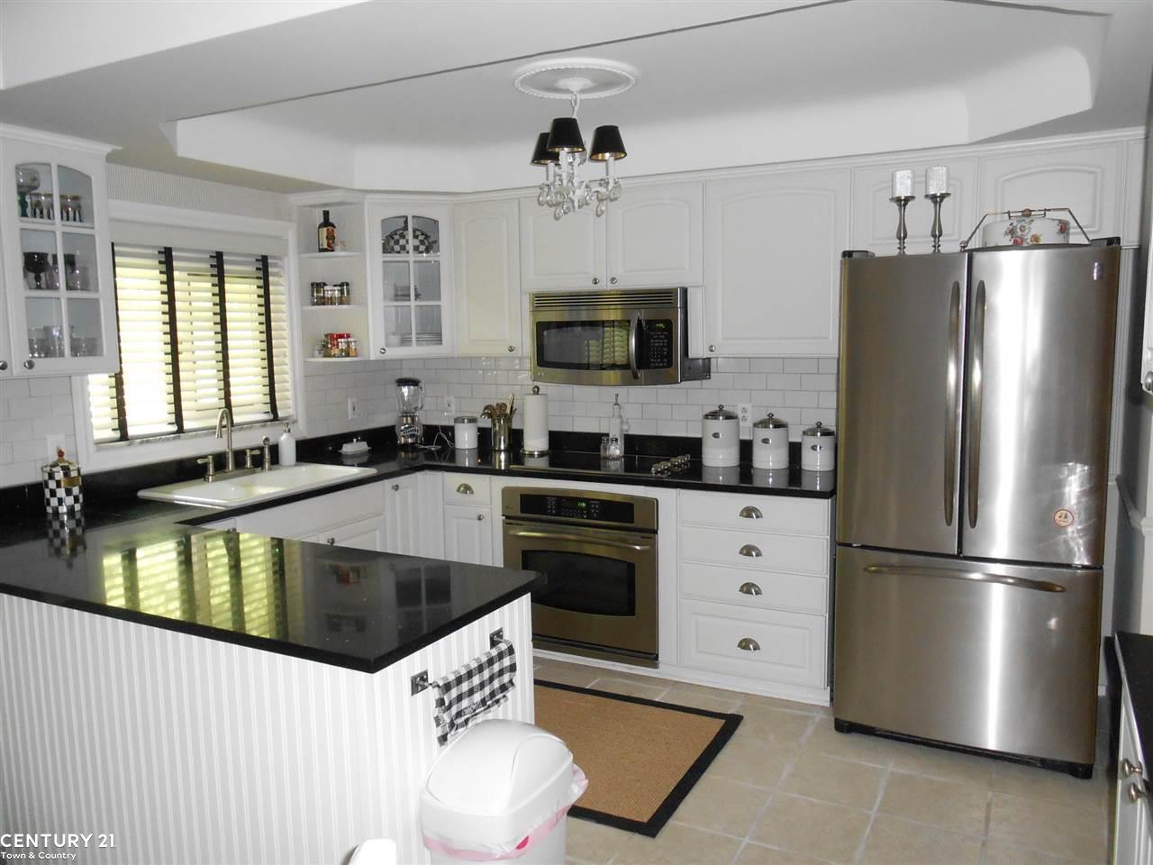 604 Wilwood Road Rochester Hills, MI 48309 - Photo 16 of 51