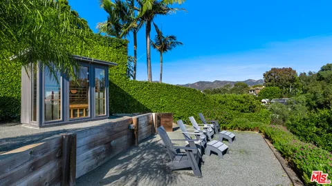 $32,500,000 | 28827 Grayfox Street, Malibu, CA 90265